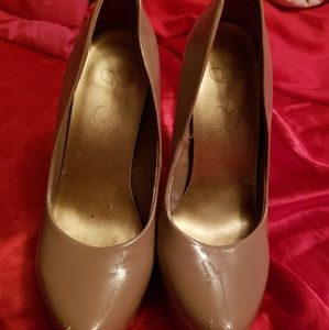 Jessica Simpson Platform Pumps
